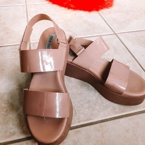 steve madden mauve platforms